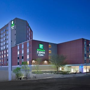 Holiday Inn Express Hotel & Suites Austin Downtown - University, An Ihg Hotel